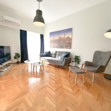 3 Bedroom Apartment Athens - Koukaki Bagian luar foto